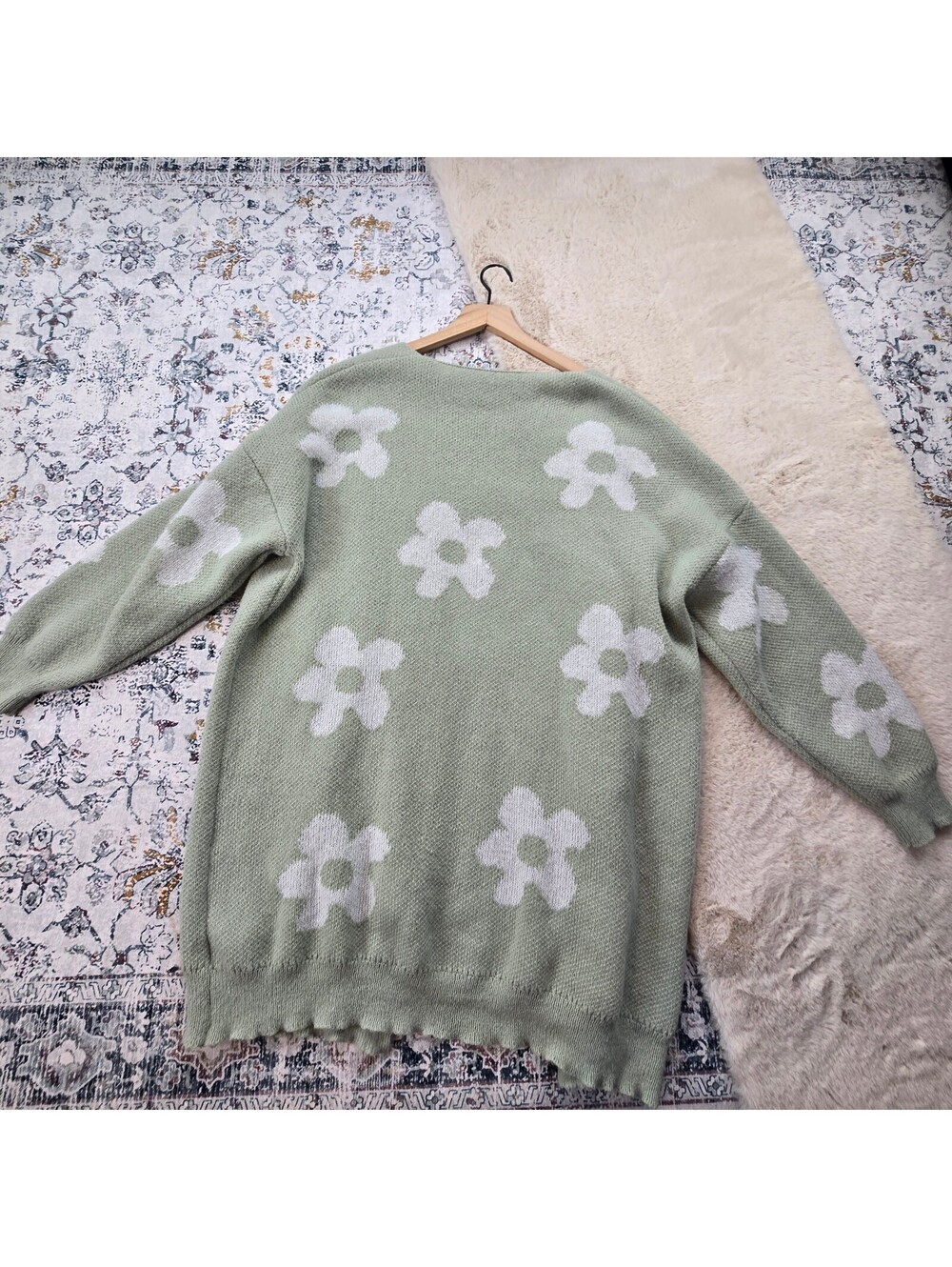 Shein Curve Green White Flower Sweater Cardigan Plus Size 1XL - Picture 8 of 8